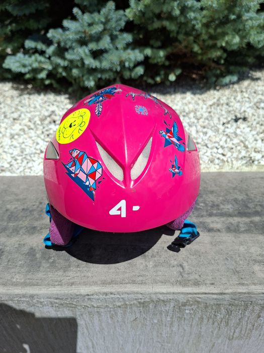 Kask narciarski 4F 55–56 cm (S) różowy – stan bardzo dobry