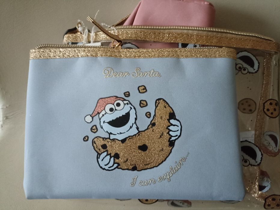 Nécessaire women secret novo com etiqueta, com 3 bolsas, 9€