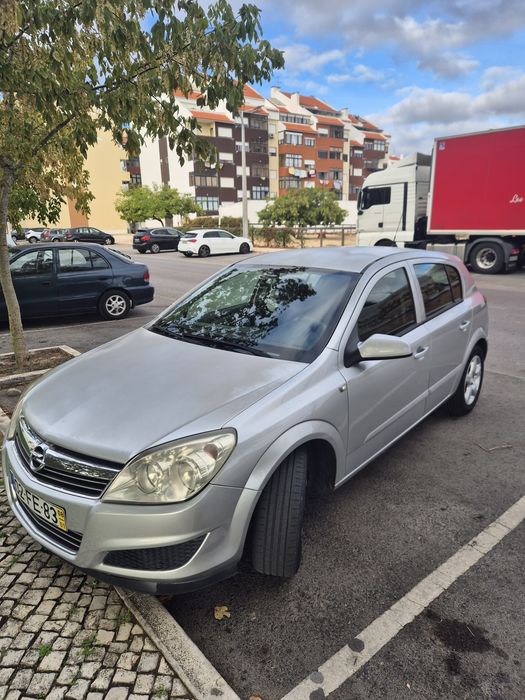 Opel Astra H 1.3 CDTI — photo 2