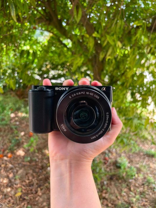 Sony ZV-E10 com lente do kit 16-50mm f/3.5-5.6