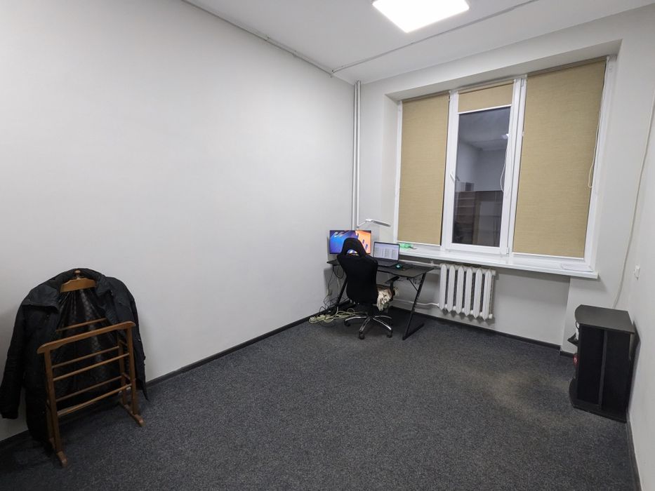 Суборенда кабінету, офісу. Оренда робочого місця. Луцьк, Шопена 22