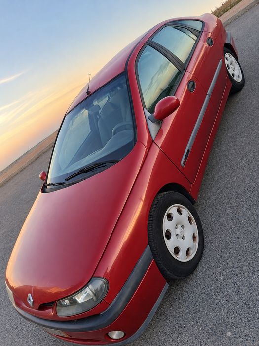 Renault Laguna 1.6V gasolina 1998