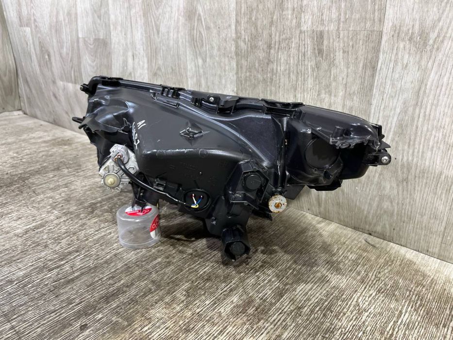 Фара передняя правая Lexus NX 1 / 2014 2015 2016 2017 г.