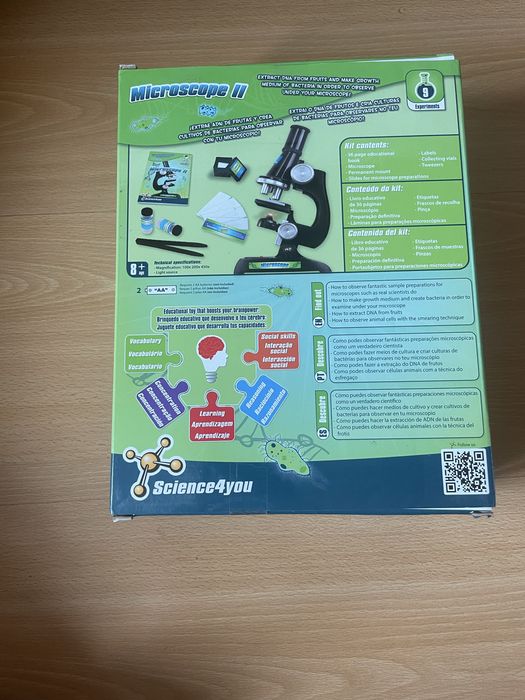 Microscópio de brinquedo