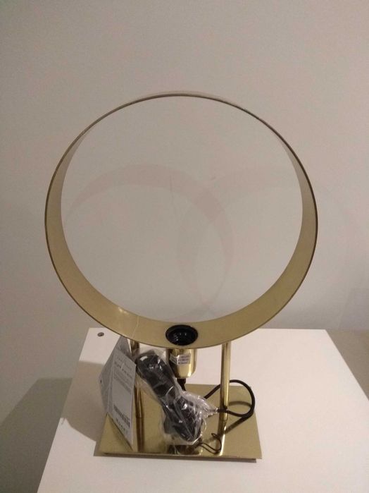 Candeeiro novo dourado velho