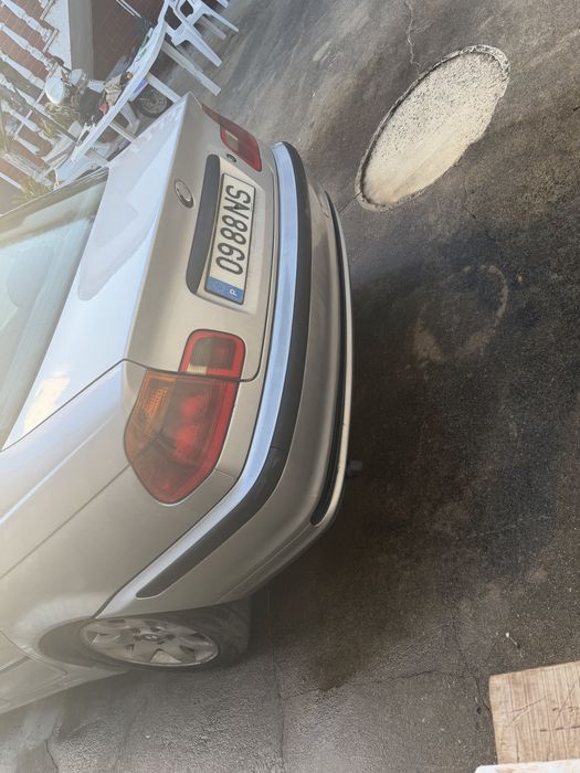 BMW 320 — fotografia 4
