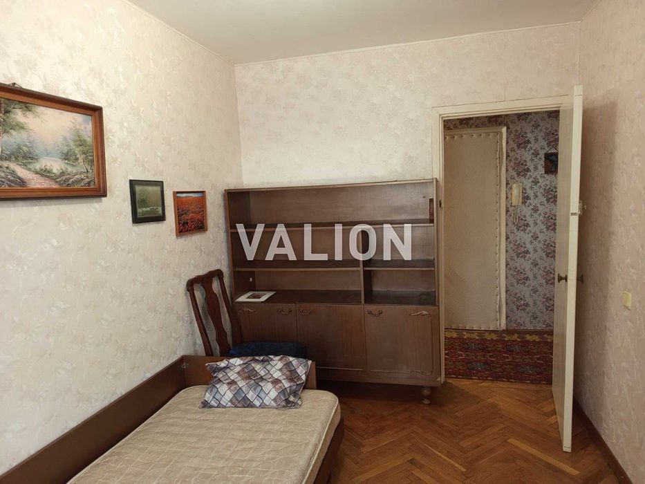 Продам 2-комн. квартиру, р-н Оболонь, пр. Оболонский 33а