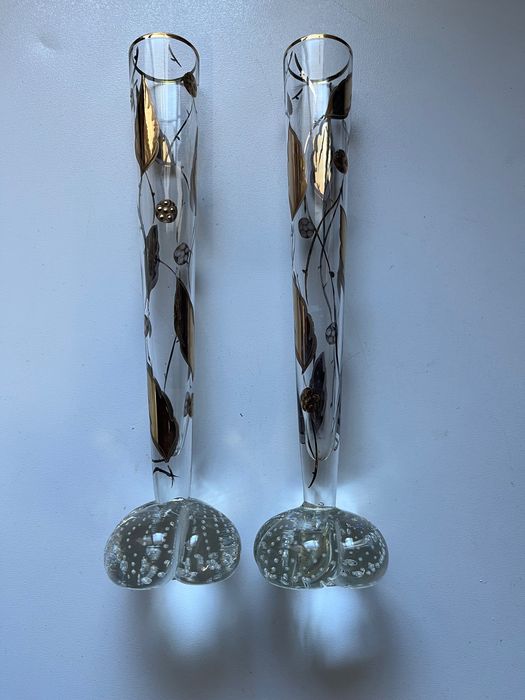 2 solitários pintados a ouro