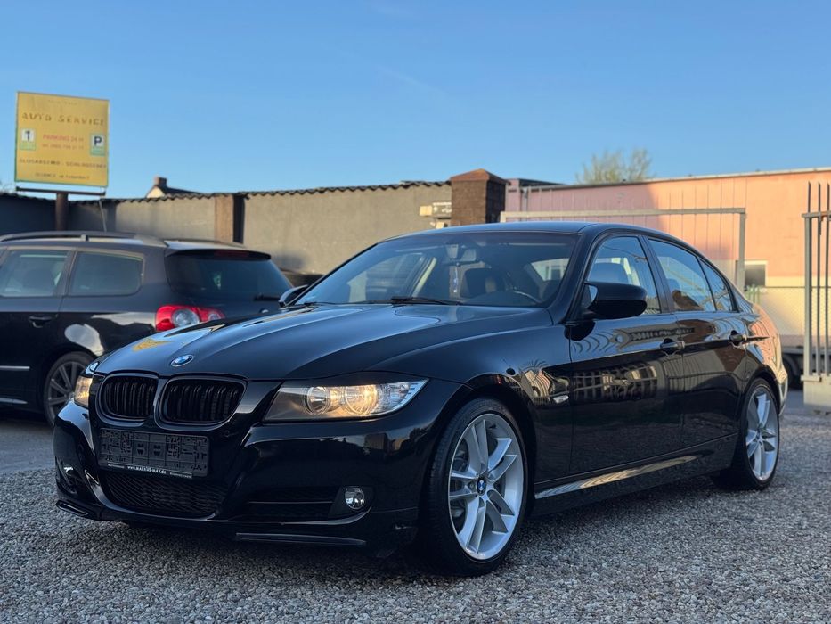 BMW Seria 3 BMW E90 320D ROK 2011