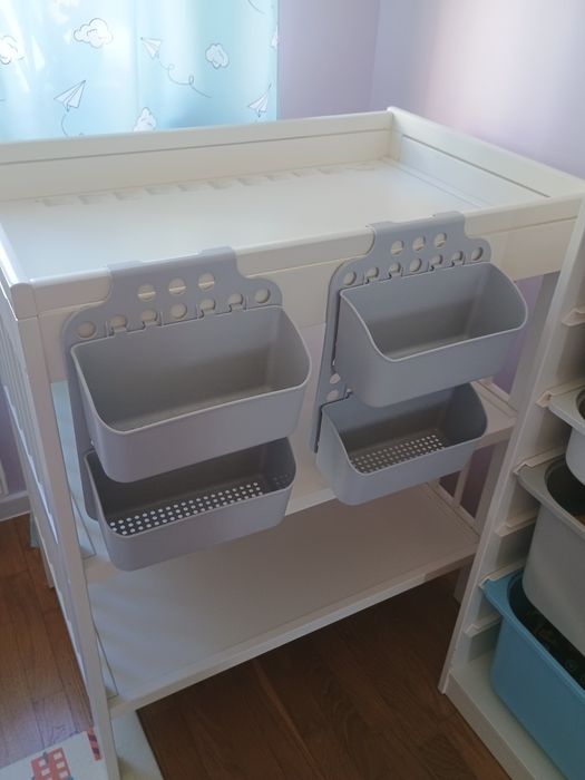 Przewijak IKEA GULLIVER, przyborniki do zawieszenia, mata do przewijania