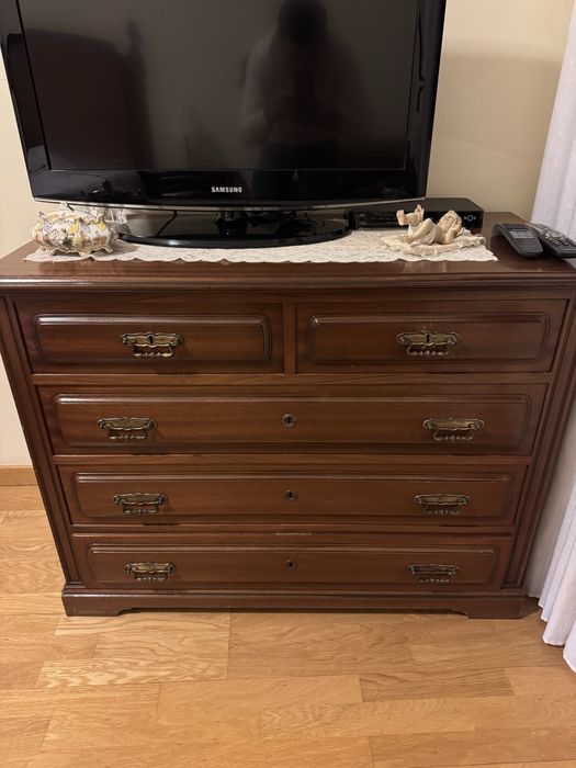 Cómoda c/ 5 Gavetas - Como Nova