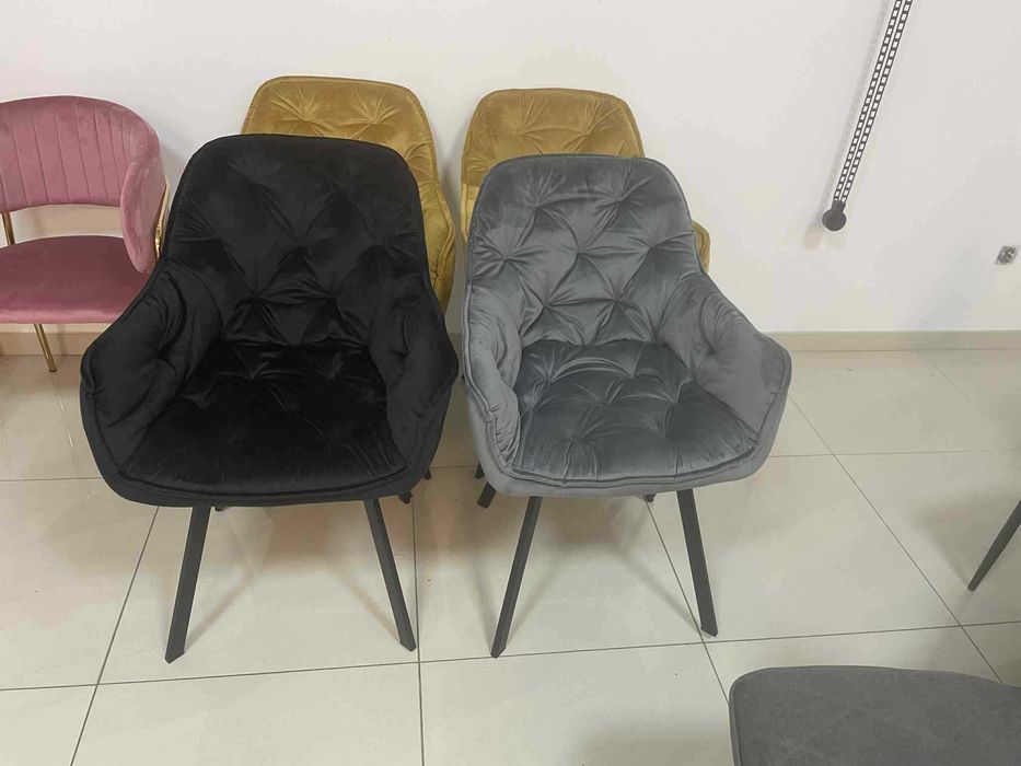 (38WN) Krzesła pojedyncze, wyprzedaż 89 zł sztuka