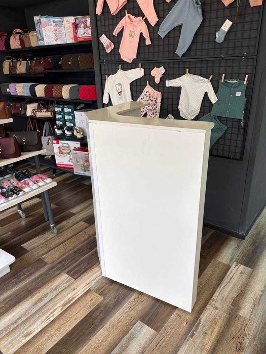 Ресепшен, рецепція для магазину, офіса