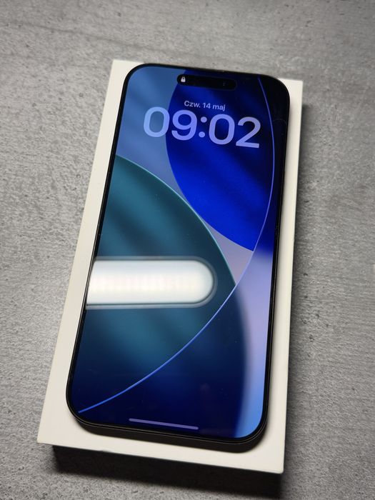 iPhone 16 Pro Max 256GB Black Titanium.