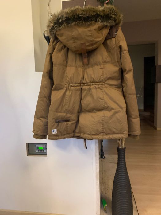 damska zimowa kurtka