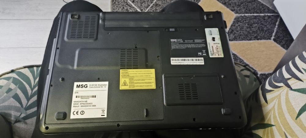 Laptop Maxdata ECO 4510 IW