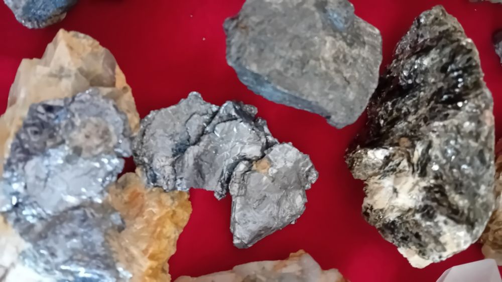 Minerais diversos para coleção