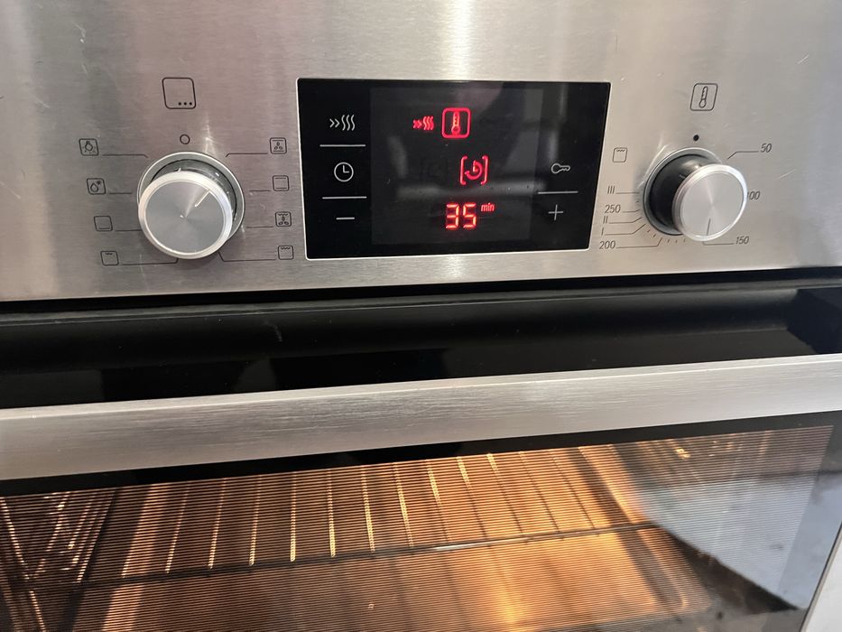 Духовка Bosch (Німеччина)