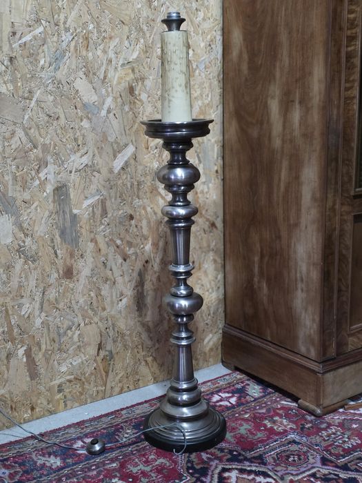 Lampa noga lampy stojącej srebrna  vintage #2210 Stylowy Węgrów