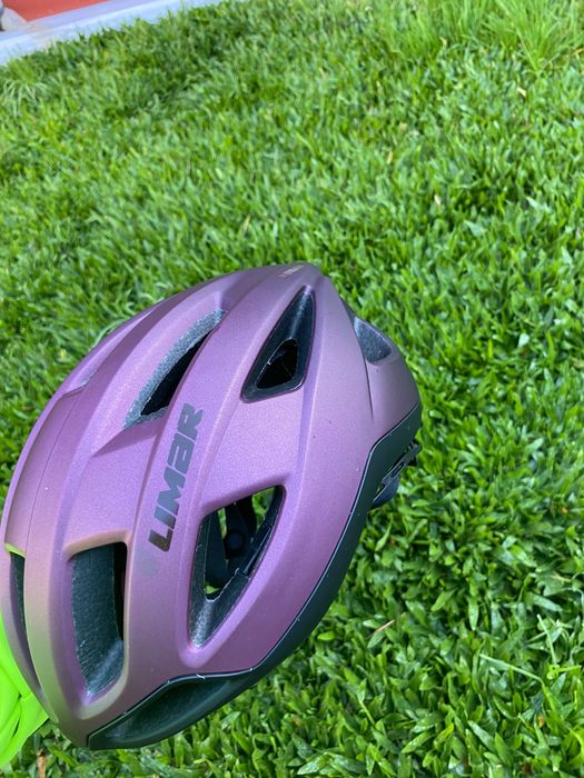 Capacete aerodinâmico Limar