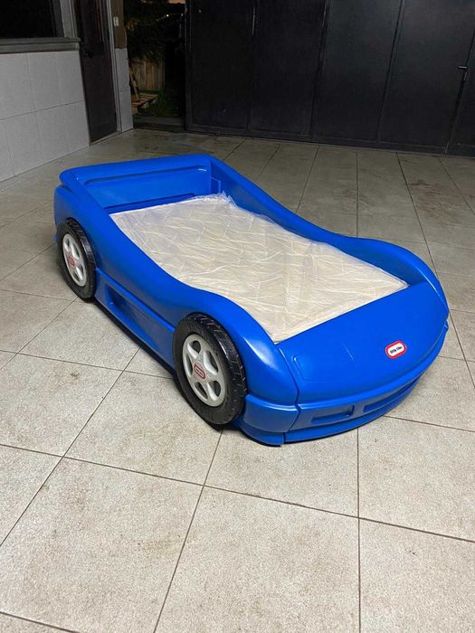Cama de criança carro de corrida Little Tiks