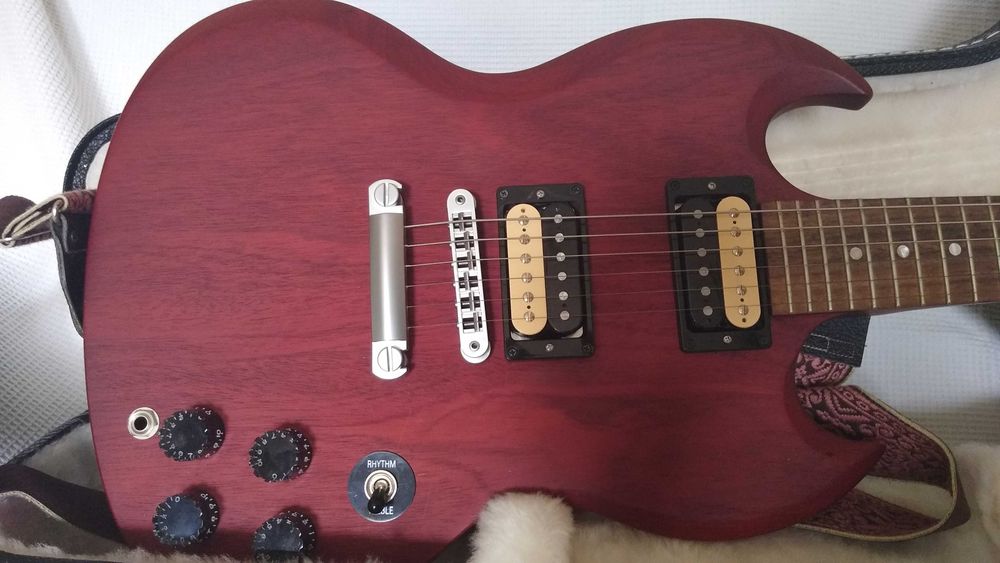 Gibson SGJ + futerał Gibson