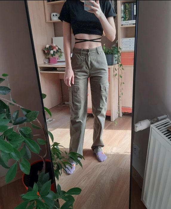 Spodnie cargo zielone