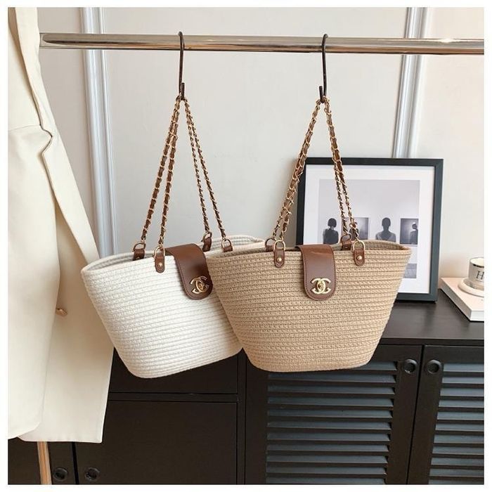 Пляжная сумка Chanel raffia в наличии