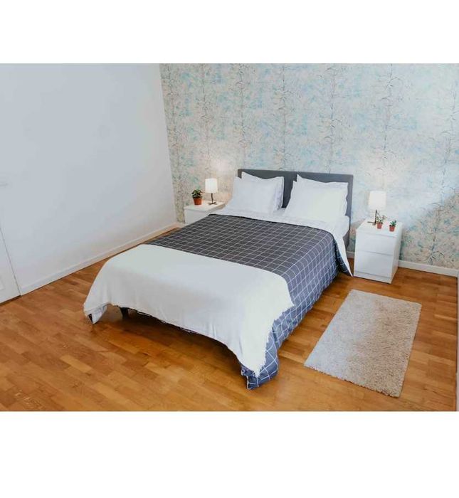 mesa de cabeceira IKEA (2 gavetas)