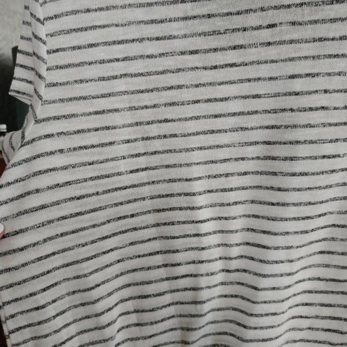 Продаю жіночу кофтинку