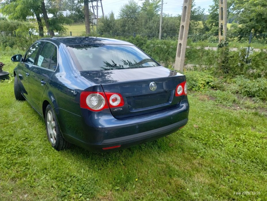 VW Jetta 2006, 1.6 MPI