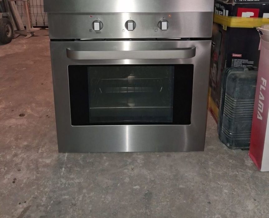Forno Zanussi pouco uso