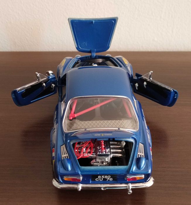 Burago Модель 1:16 Авто Renault Alpine А110 Авторалли Мarrakech 1971
