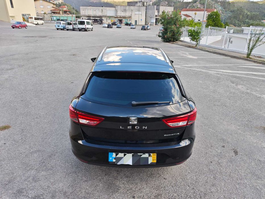 Seat Leon ST 1.6 TDI 110cv - 2016 — photo 4