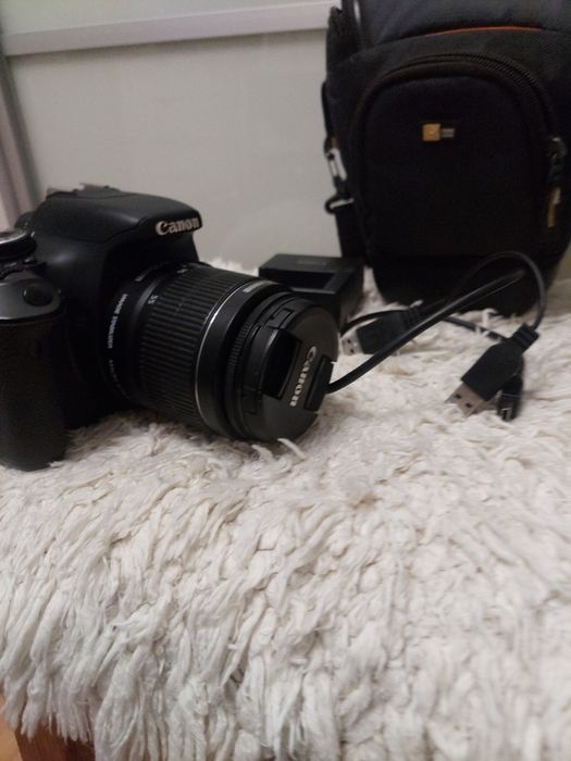 Фотоапарат Canon EOS 600D Kit