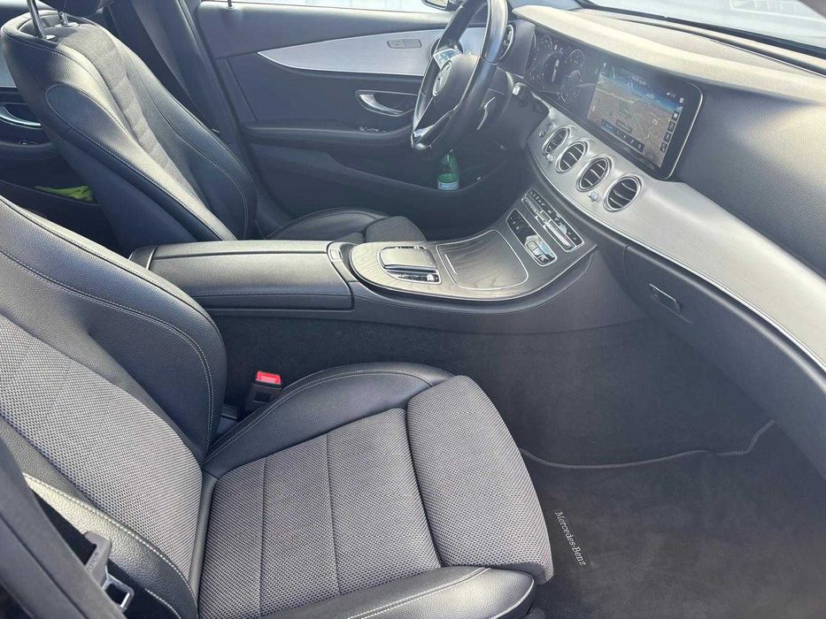 Nacional Mercedes E 220 d Station de 11-2021, revisões na marca