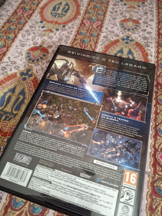 Starcraft II jogo de computador 2 discos