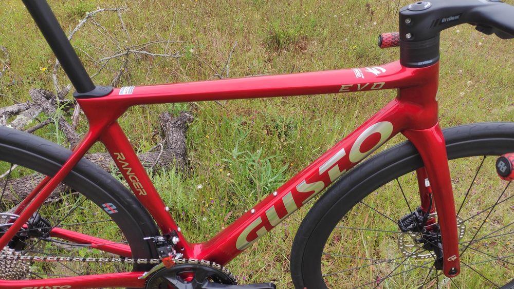 Nova Gusto Ranger Evo - Rodas Carbono