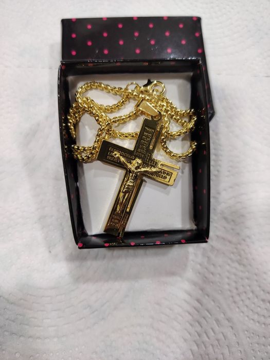 20€ cordão e pingente cruz Cristo banho ouro 24k entrego em Rio tinto