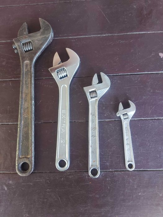 Прода ключі великих розмірів.