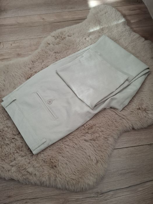 Spodnie męskie beżowe