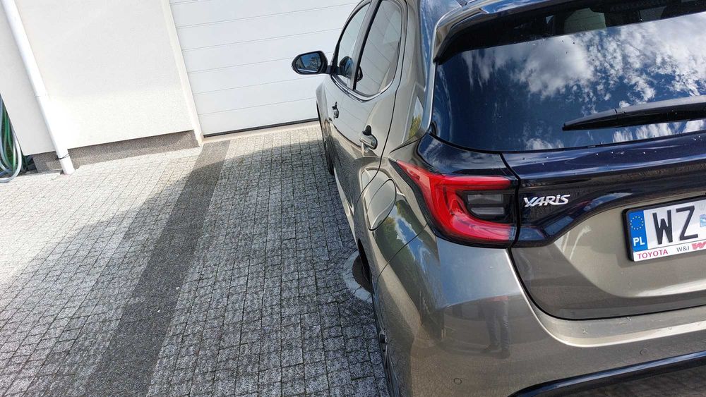 sprzedam samochód Toyta Yaris IV