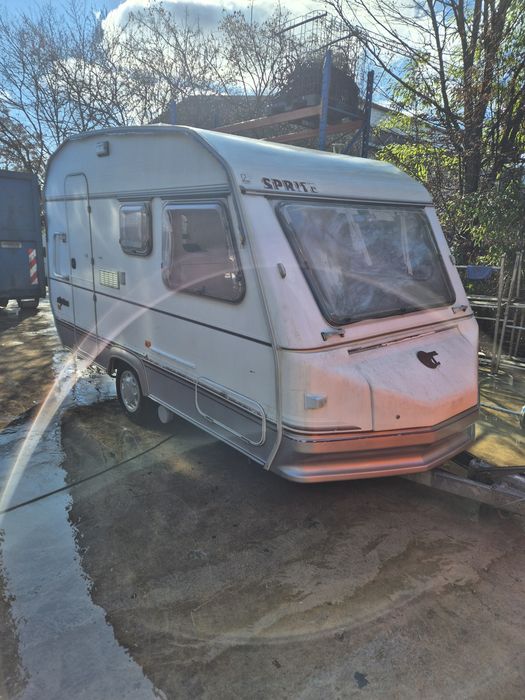 Przyczepa kempingowa