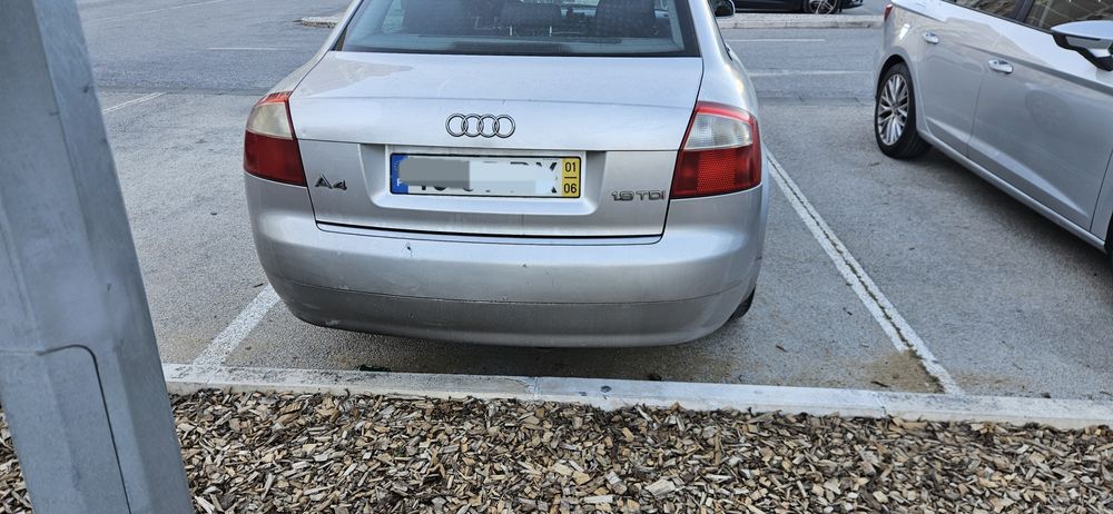 Audi A4 1.9 TDI 130 cv 2001