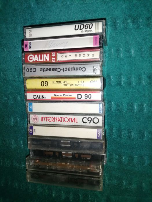 Аудиокассеты разные