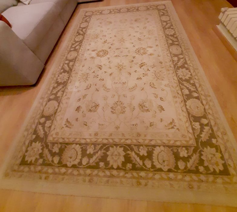 Tapete em excelente estado de conservação