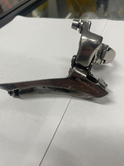 Przerzutka przednia Dura-Ace