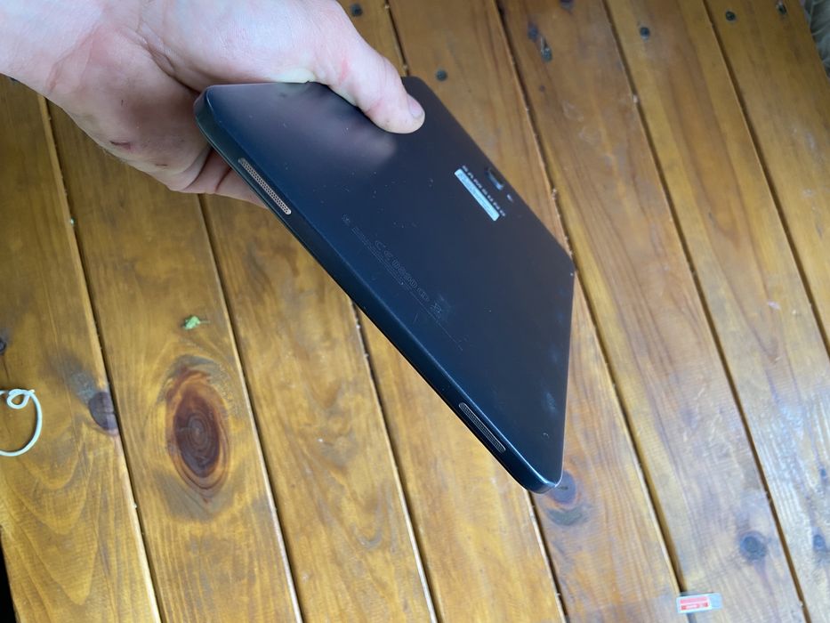 Планшет Samsung Galaxy Tab A6 LTE SM-T585