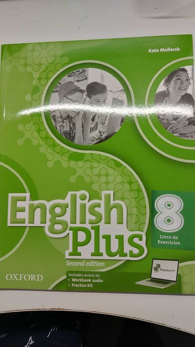 Livro english plus 8 ano