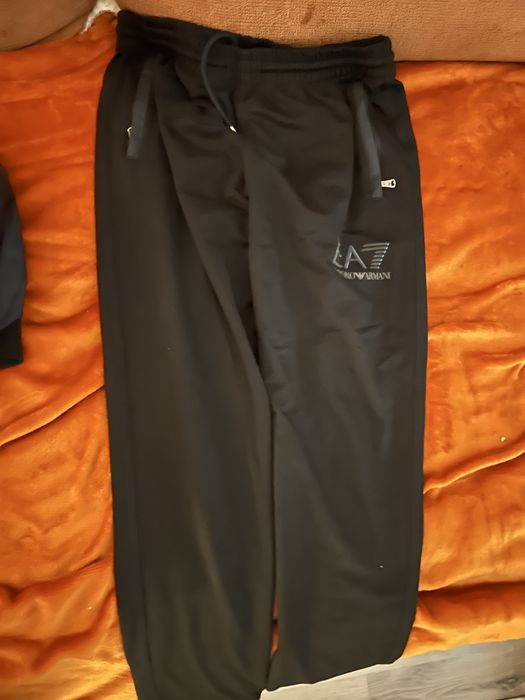 Wygodne czarne spodnie  nie uzywane